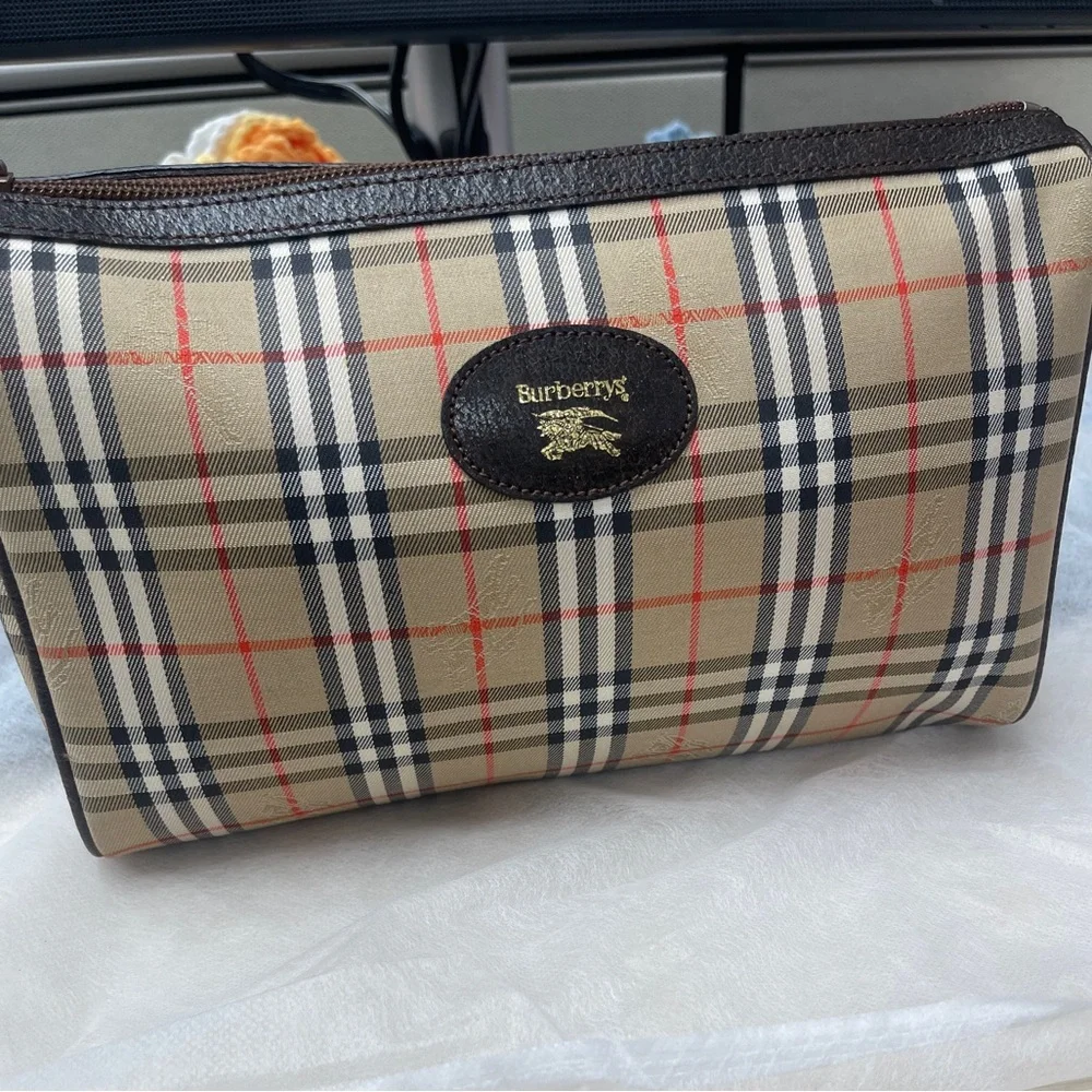 Burberry Vintage Nova Check Cosmetic Pouch/Clutch with CERTIFICATE OF AUTH